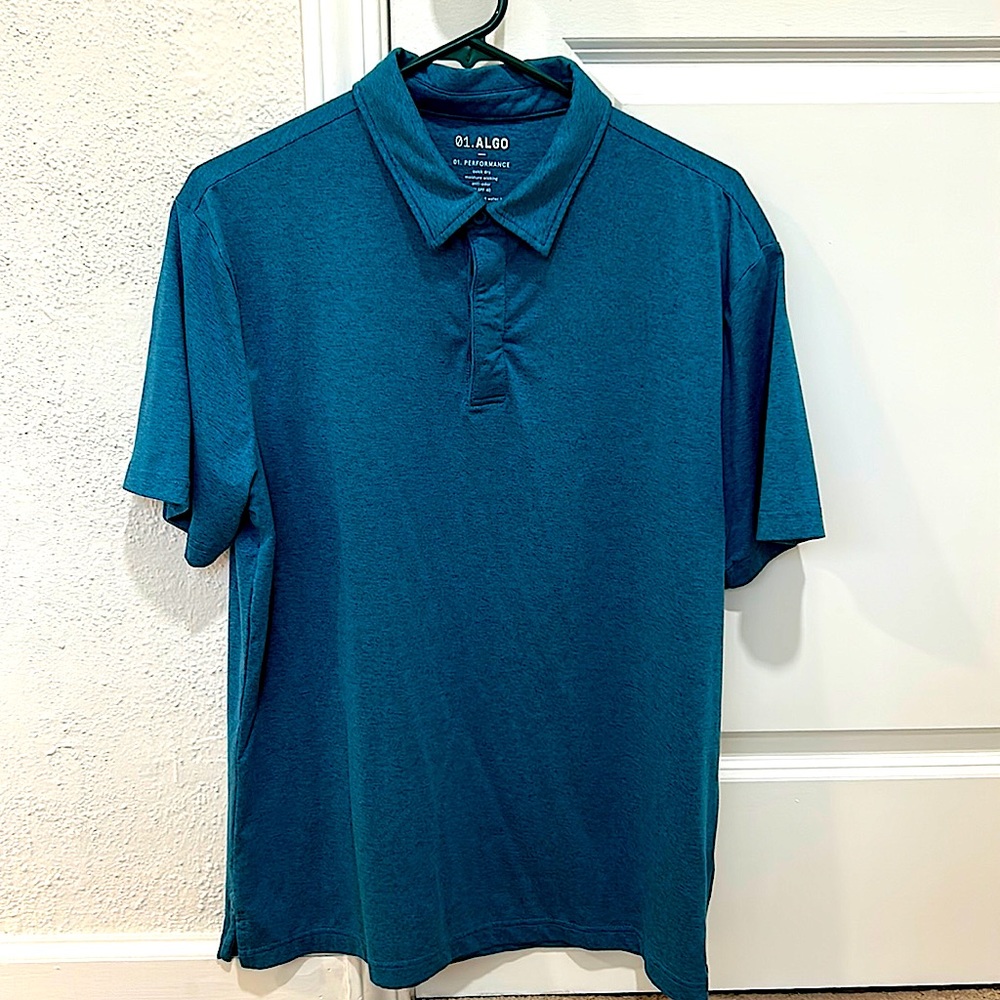 Men’s turquoise polo